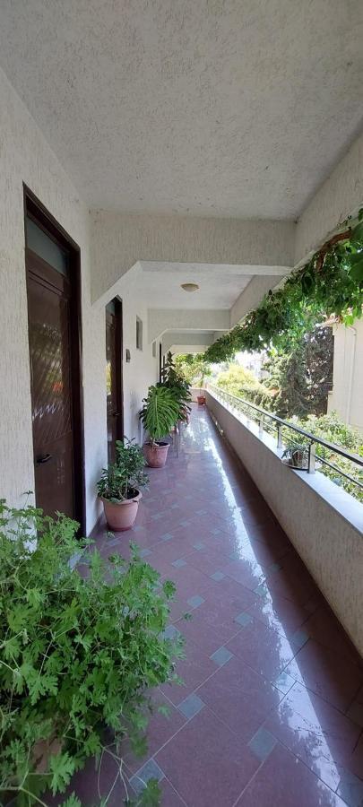 Villa Madani Durres Luaran gambar